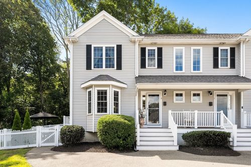 3-3 Kasey Ln, Rockland, MA, 02370-1448 | Card Image