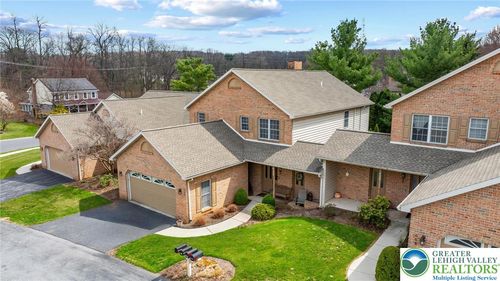 660 Heiden Dr, HUMMELSTOWN, PA, 17036-8553 | Card Image