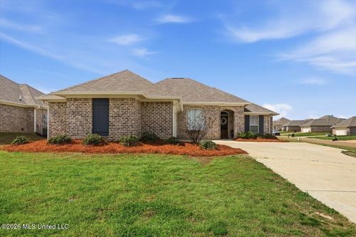 980 Filmore Dr, Brandon, MS, 39042-2375 | Card Image