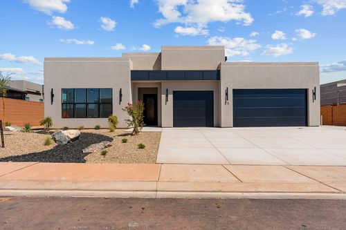 25 E Morning Glory Ave, Ivins, UT, 84738-5038 | Card Image