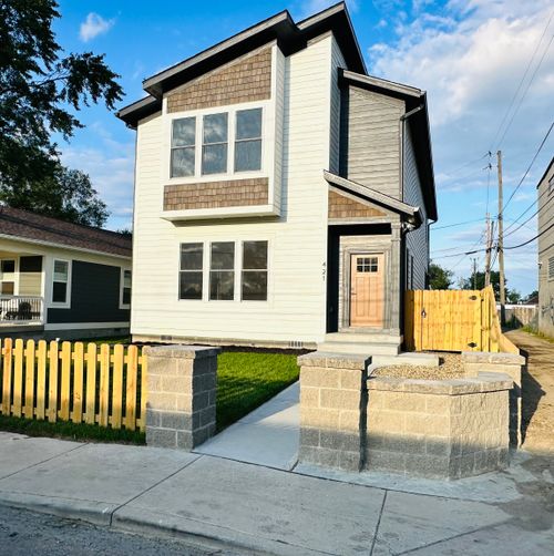 421 S Randolph St, Indianapolis, IN, 46201-4041 | Card Image