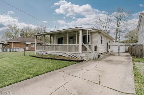 186 Pocantico Avenue, Akron, OH, 44312 | Card Image
