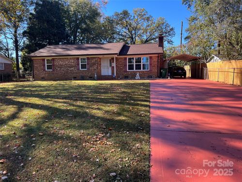 4112 Woodgreen Ter, Charlotte, NC, 28205-4666 | Card Image