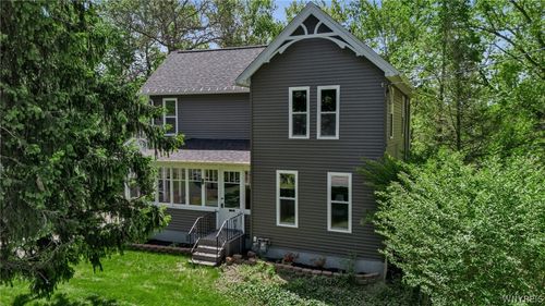 193 E Main Street, Hamburg, NY, 14075 | Card Image