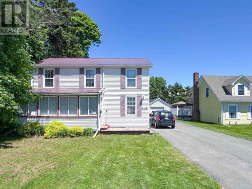 132 Mount Edward Rd, Charlottetown, PE, C1A5S9 | Card Image