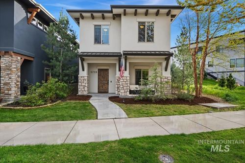 5739 W Hidden Springs Dr, Boise, ID, 83714-9417 | Card Image