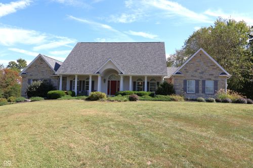 11668 N State Road 129, Batesville, IN, 47006-7564 | Card Image