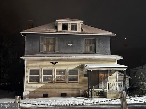 136 Maryland Ave, WESTERNPORT, MD, 21562-1411 | Card Image