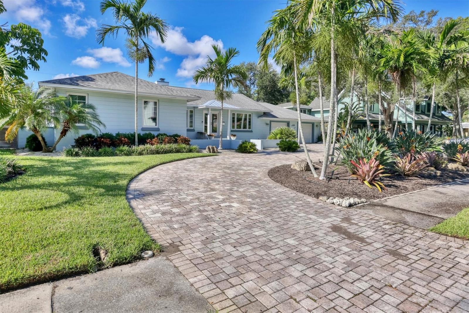 Riverview Blvd, Bradenton, FL 34205
