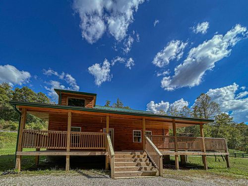 89 Cable Ln, Campton, KY, 41301-9241 | Card Image