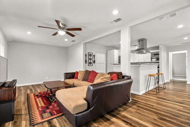 7113 Maple Park Dr, House other with 3 bedrooms, 2 bathrooms and null parking in Richland Hills TX | Image 10
