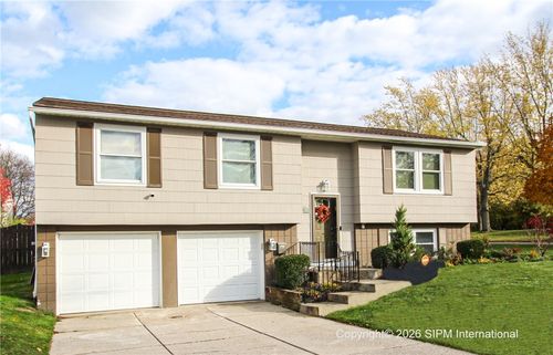 141 Fruitwood Ter, Amherst, NY, 14221-4715 | Card Image
