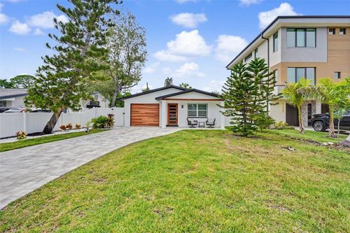 1927 Shore Acres Blvd Ne, ST PETERSBURG, FL, 33703-3453 | Card Image