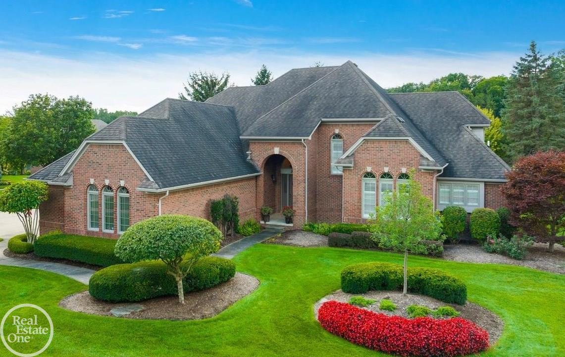 Nickelby Dr, Shelby Township, MI 48316