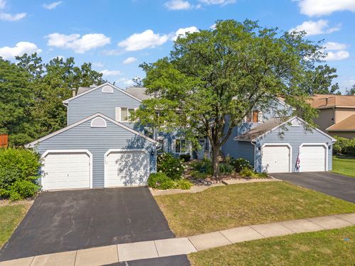 apt-a1-2482 Brunswick Cir, Woodridge, IL, 60517-2048 | Card Image