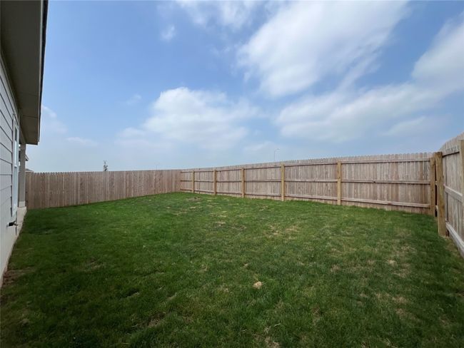 9138 Honey Mesquite, House other with 3 bedrooms, 2 bathrooms and 4 parking in Seguin TX | Image 23