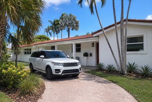 909 N 13th Ct, Hollywood, FL, 33019-3106 | Card Image