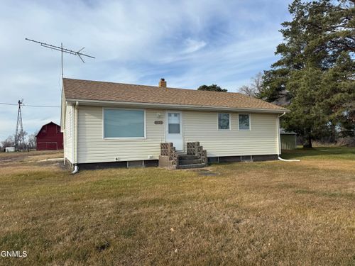 9645 2nd Ave Se, Pollock, SD, 57648-8533 | Card Image