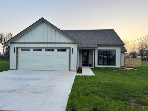 1099 White Tail Cove, Lexington, TX, 78947 | Card Image