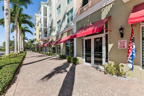 38-39-117 Moorings Dr, Lantana, FL, 33462-8019 | Card Image