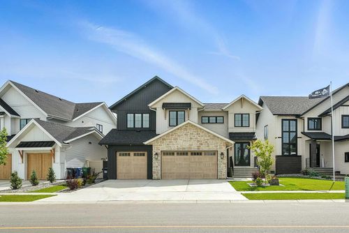 129 Emerald Dr, Red Deer, AB, T4P3G7 | Card Image
