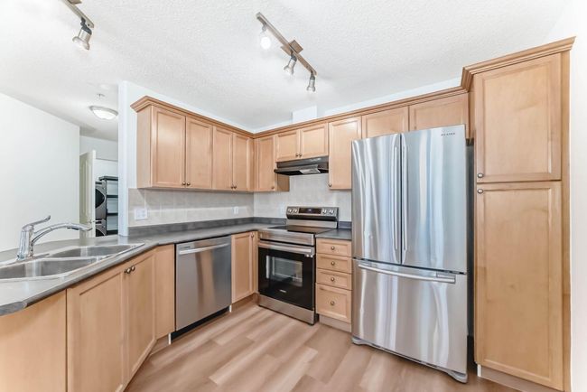 212 - 345 Rocky Vista Pk Nw, Condo with 2 bedrooms, 2 bathrooms and 1 parking in Calgary AB | Image 5