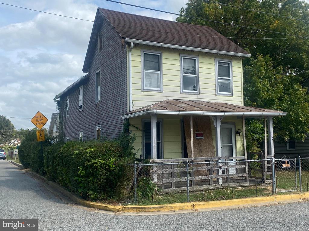Milburn St, Elkton, MD 21921