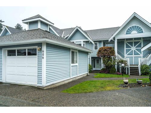 606-9131 154 St, Surrey, BC, V3R9G8 | Card Image