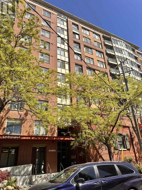 sub-ph-9-70 Mill St, Toronto, ON, M5A4R1 | Card Image