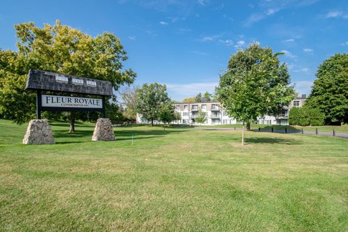 115-181 Little Canada Rd E, Little Canada, MN, 55117-1323 | Card Image