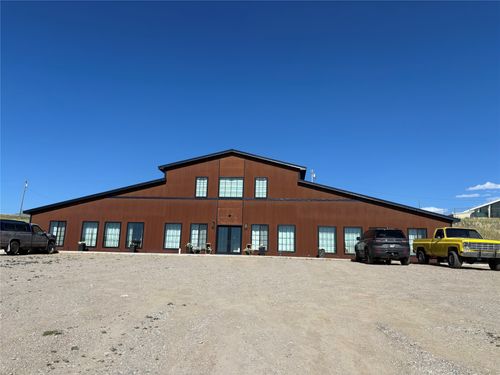 411 10th Ave Ne, Choteau, MT, 59422 | Card Image