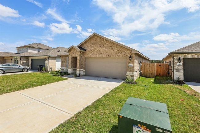 22414 Aster Way Ln, House other with 3 bedrooms, 2 bathrooms and 2 parking in New Caney TX | Image 34