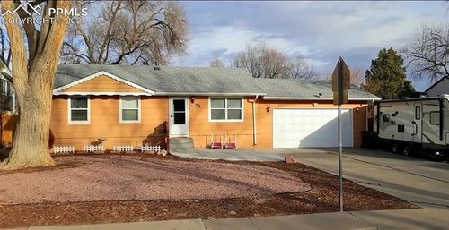 38 Macalester Rd, Pueblo, CO, 81001-2051 | Card Image
