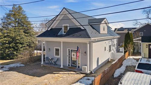 7 Hawthorne Ave, Bristol, RI, 02809-4716 | Card Image
