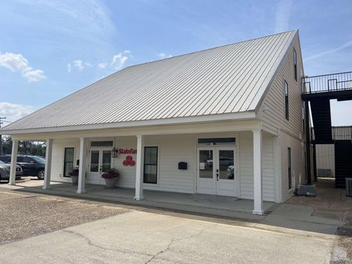 1214 E Cornerview St, Gonzales, LA, 70737-3053 | Card Image