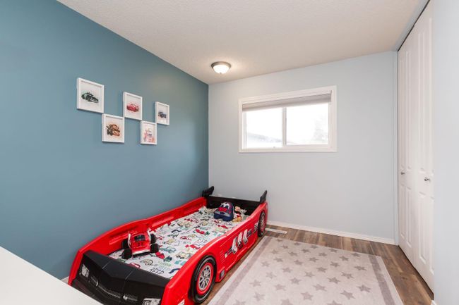2721 14 Avenue N, Home with 5 bedrooms, 3 bathrooms and 2 parking in Lethbridge AB | Image 17