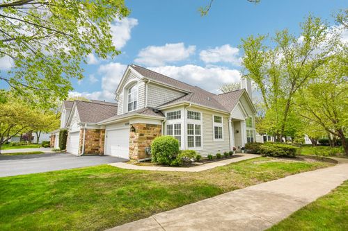 1058 Providence Ln, Buffalo Grove, IL, 60089-1267 | Card Image