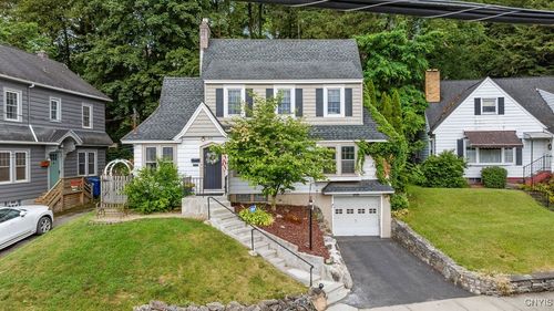 618 Roberts Ave, Syracuse, NY, 13207-1640 | Card Image