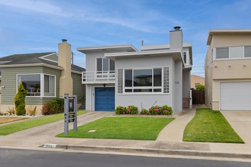 383 Glenwood Ave, Daly City, CA, 94015-3051 | Card Image