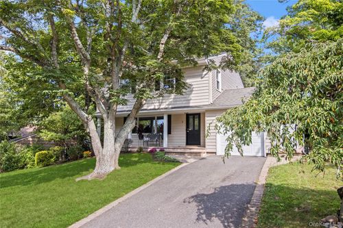 2 Puritan Path, Port Jefferson, NY, 11777-1412 | Card Image