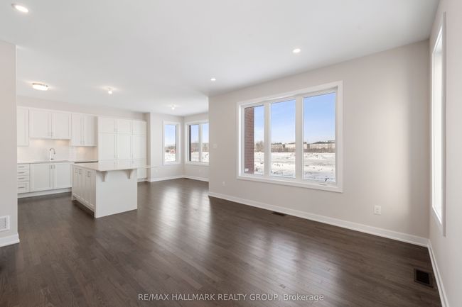 162 Conservancy Drive, House other with 5 bedrooms, 4 bathrooms and 1 parking in Barrhaven ON | Image 4