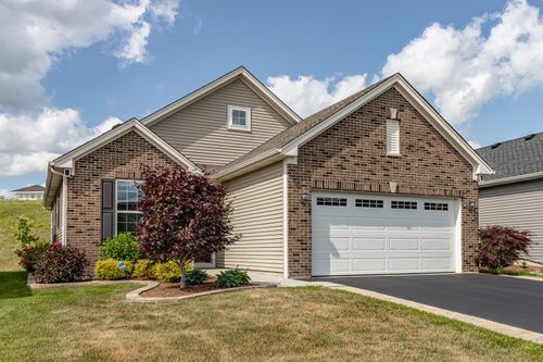 2170 Indigo Dr, Algonquin, IL, 60102-5062 | Card Image
