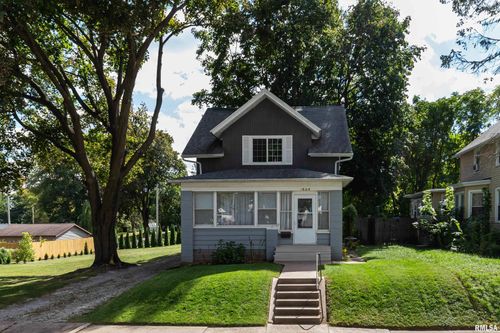 1824 25th Ave, Moline, IL, 61265-4873 | Card Image