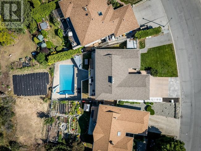 356 Gleneagles Dr, House other with 6 bedrooms, 5 bathrooms and 2 parking in Kamloops BC | Image 40