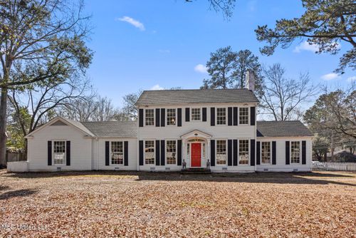 803 Meadowbrook Rd, Jackson, MS, 39206-5943 | Card Image