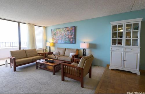 3205-2240 Kuhio Ave, Honolulu, HI, 96815-2819 | Card Image