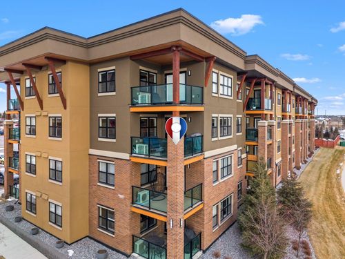 2310-10 Market Blvd Se, Airdrie, AB, T4A0W8 | Card Image