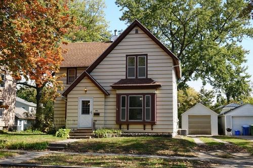 402 B Street, Charles City, IA, 50616 | Card Image