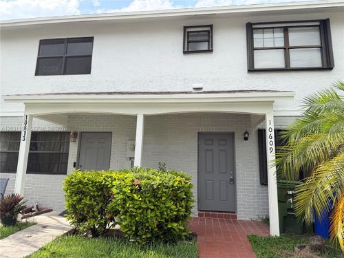 10609 Nw 8th St, Pembroke Pines, FL, 33026-3948 | Card Image