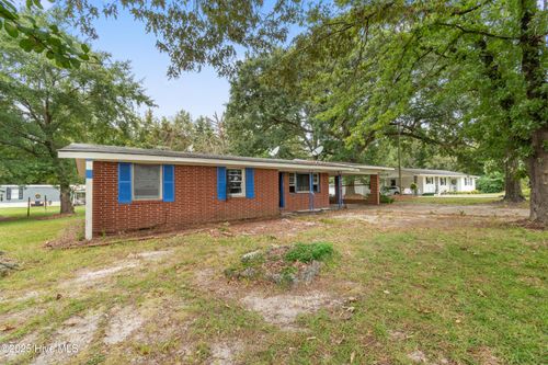 215 Turkey Branch Rd, Beulaville, NC, 28518-8563 | Card Image